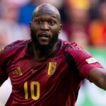 Van Bommel forcé de changer les choses : le onze potentiel des Diables au Stade de France